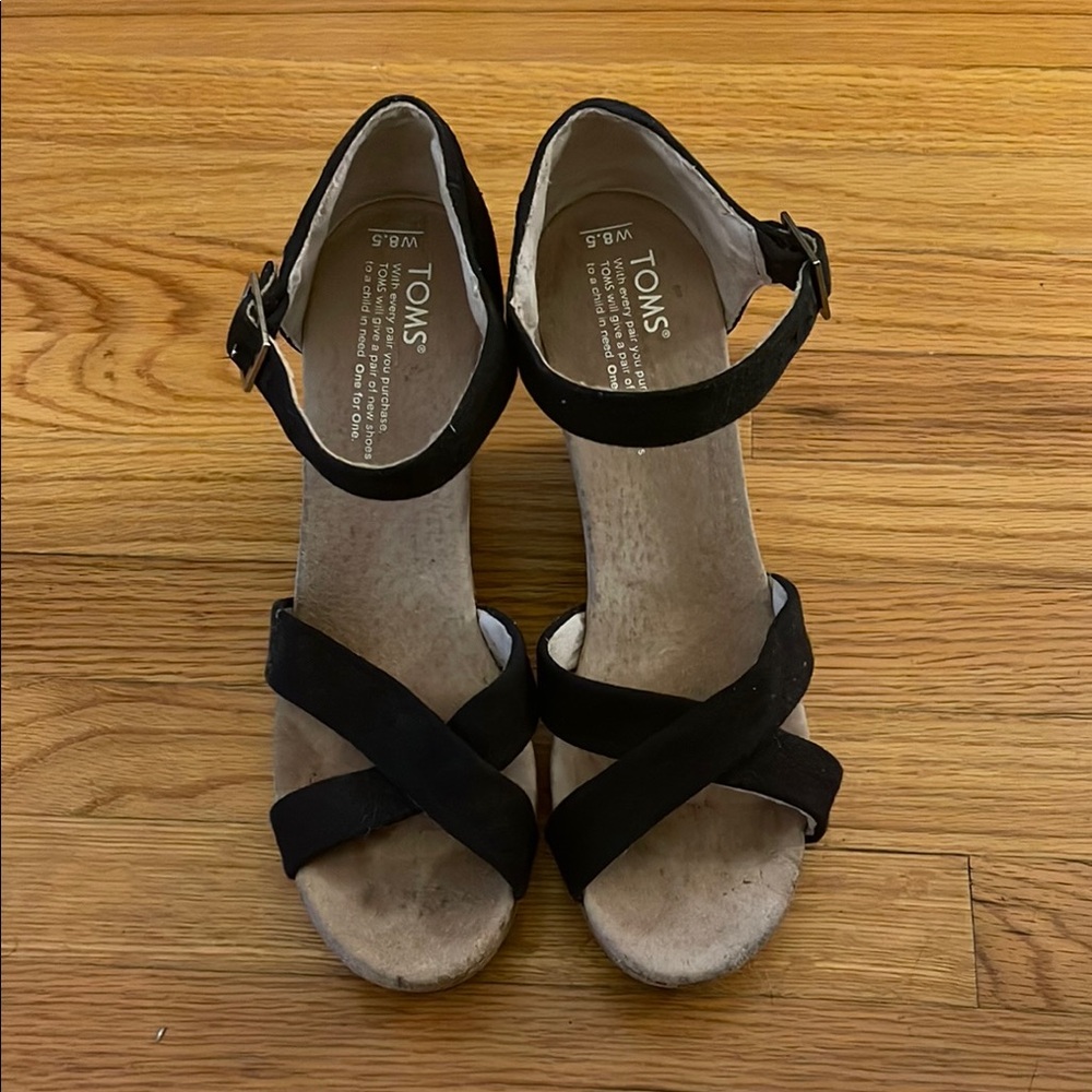 TOMS Women's Black Sandals